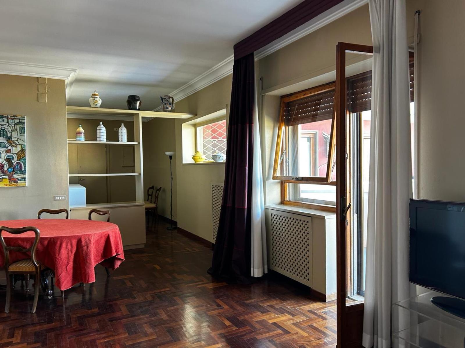 Front Beach Apartment - 3 Bedrooms Bari Luaran gambar